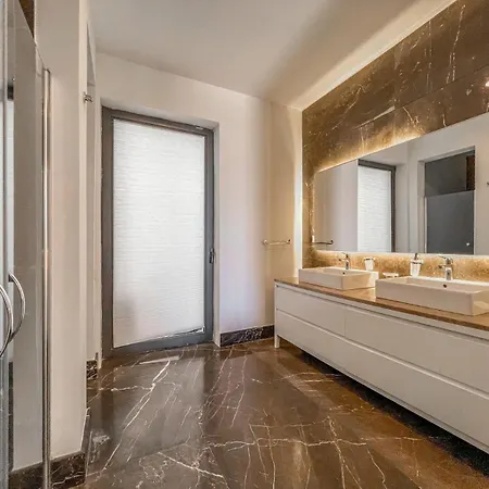 Luxury Vacation Вилла